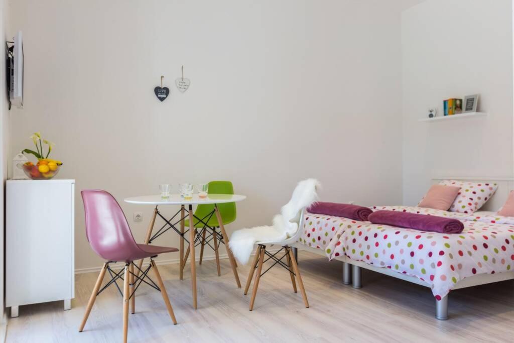 Candy Ap.-Near Center,Bus,Beach+Free Parking Place Zadar Buitenkant foto